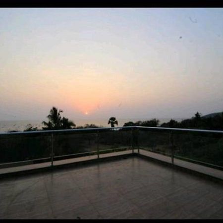 Seashore Beach Resort Calangute Ngoại thất bức ảnh