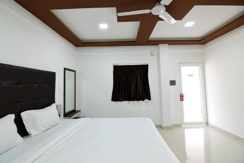 Seashore Beach Resort Calangute Ngoại thất bức ảnh