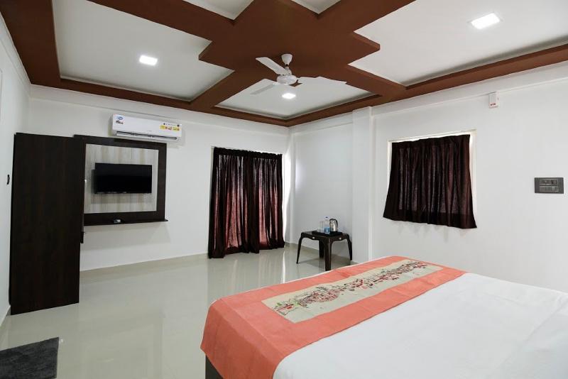 Seashore Beach Resort Calangute Ngoại thất bức ảnh