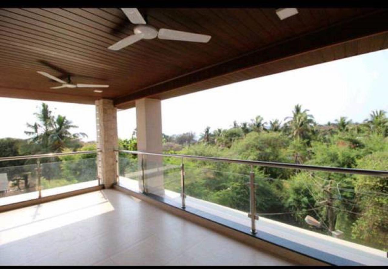 Seashore Beach Resort Calangute Ngoại thất bức ảnh