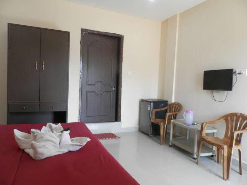 Seashore Beach Resort Calangute Ngoại thất bức ảnh