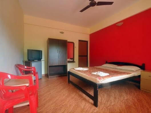 Seashore Beach Resort Calangute Ngoại thất bức ảnh