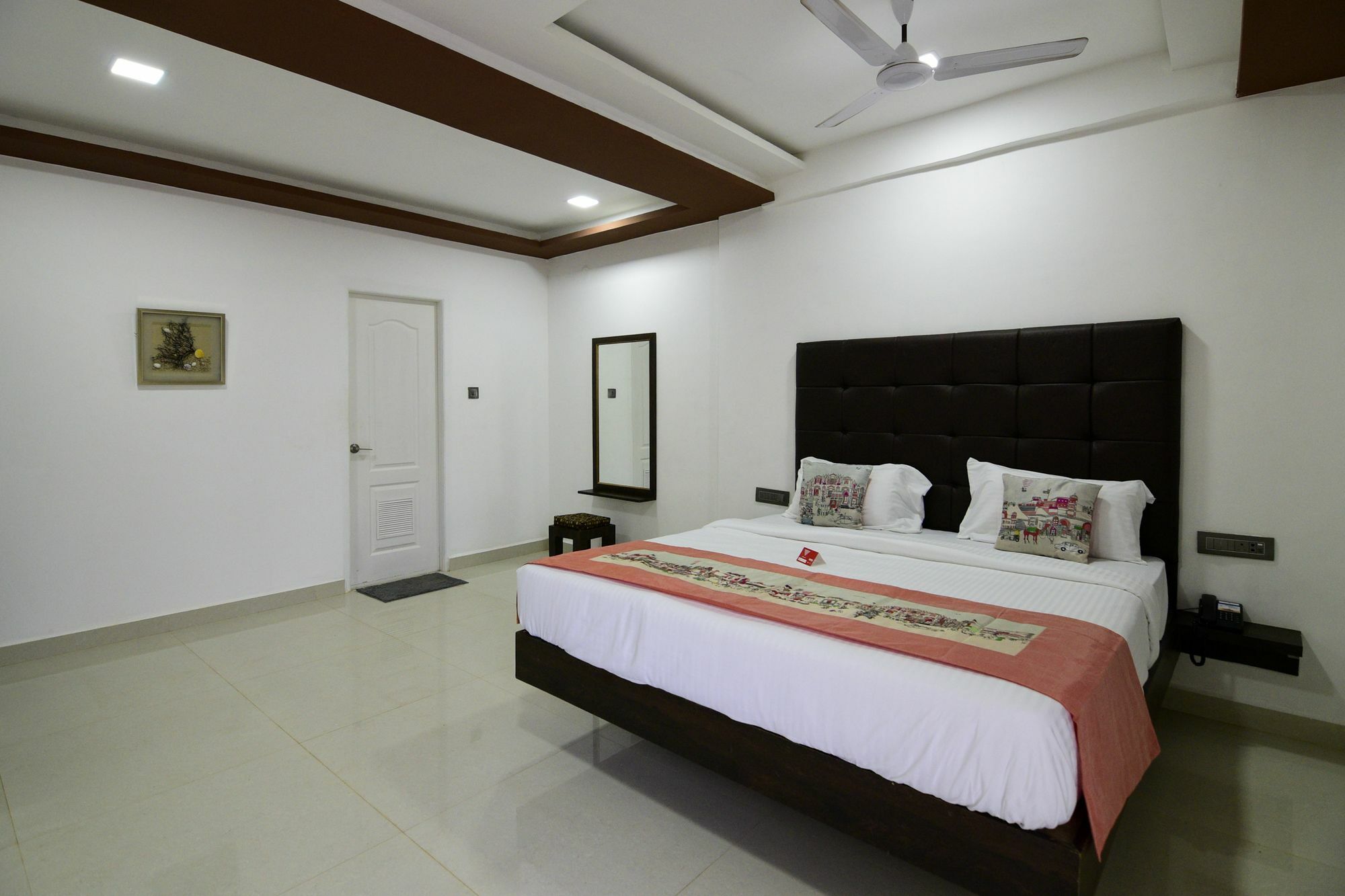 Seashore Beach Resort Calangute Ngoại thất bức ảnh