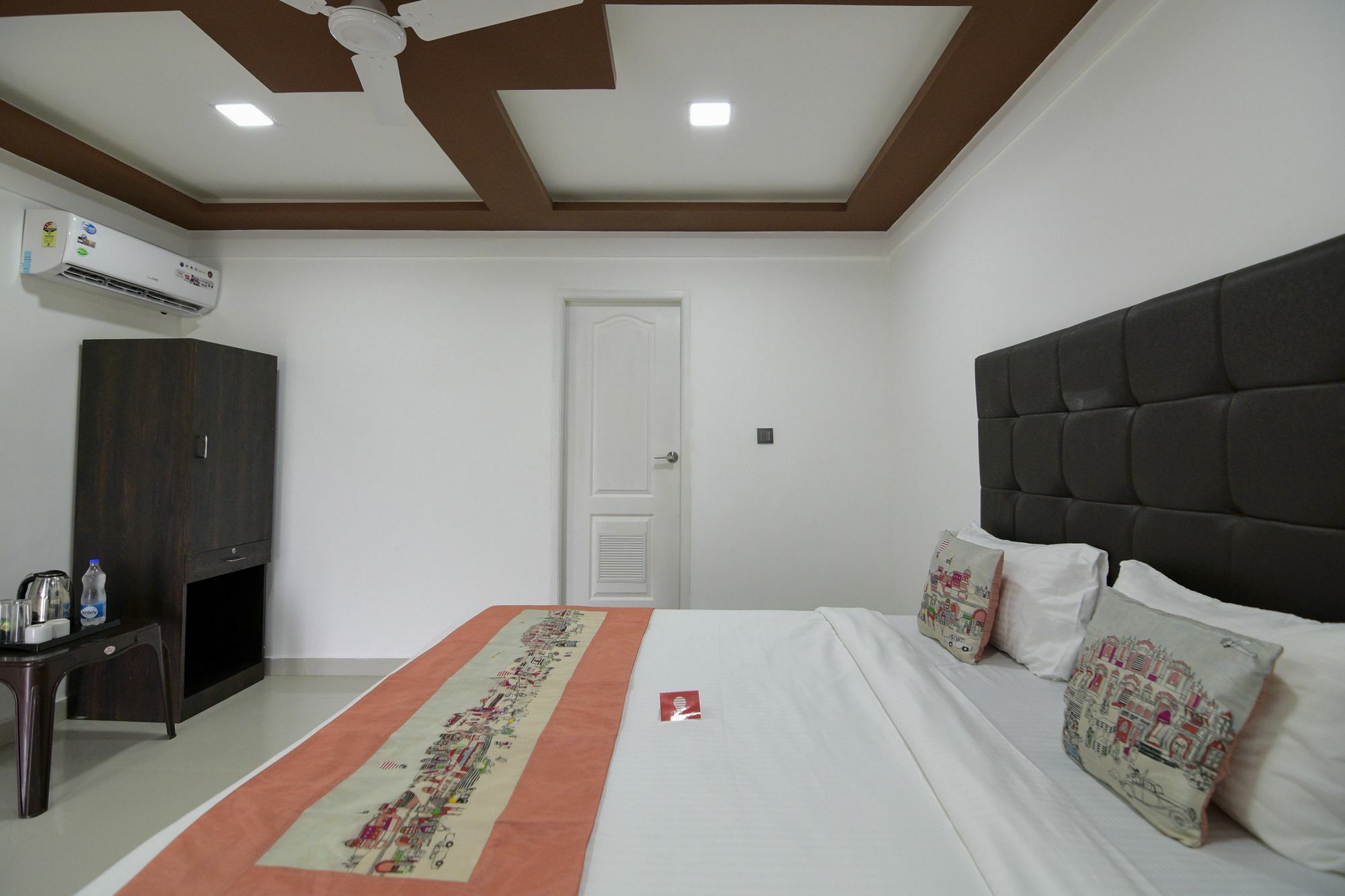Seashore Beach Resort Calangute Ngoại thất bức ảnh